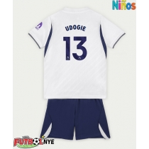 Camiseta Tottenham Hotspur Destiny Udogie #13 Primera Equipación para niños 2026-27 manga corta (+ pantalones cortos)